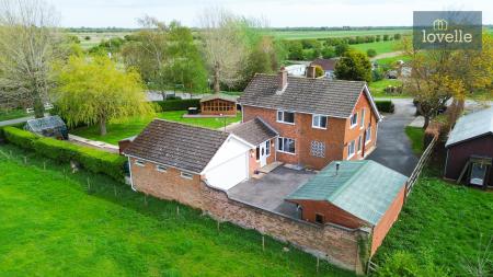 4 bedroom Detached house for sale in Church Lane, Saltfleetby, LN11