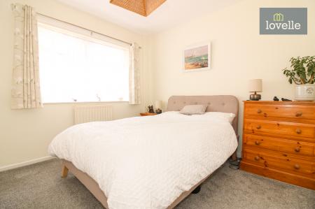 3 bedroom Detached bungalow for sale in Main Road, Covenham Saint Bartholomew, LN11
