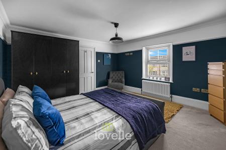 5 bedroom Detached house for sale in Archer Road, Waltham, DN37