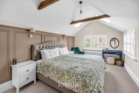 5 bedroom Detached house for sale in Archer Road, Waltham, DN37