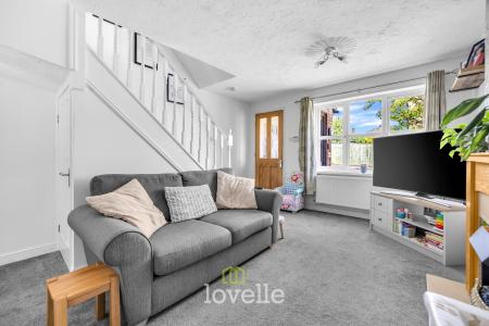 2 bedroom Semi-detached house for sale in foxglove Gardens, Grimsby, DN34