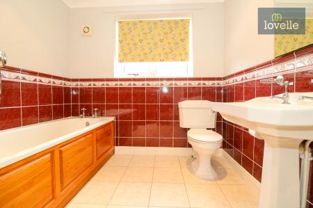 3 bedroom Detached bungalow for sale in Watts Lane, Louth, LN11
