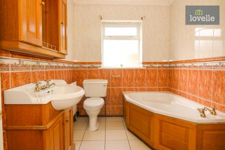 3 bedroom Detached bungalow for sale in Willerton Road, North Somercotes, LN11
