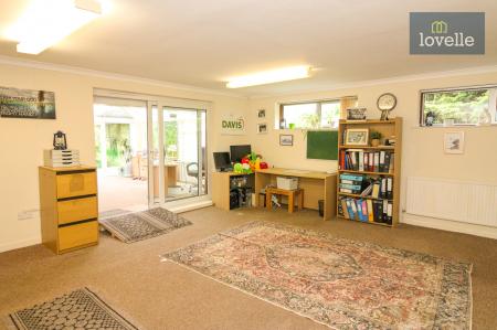5 bedroom Detached house for sale in Welton Vale House, Welton le Wold, LN11