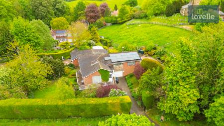 5 bedroom Detached house for sale in Welton Vale House, Welton le Wold, LN11