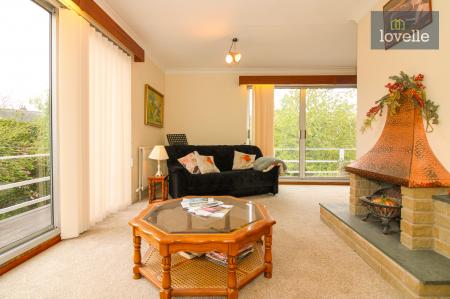 5 bedroom Detached house for sale in Welton Vale House, Welton le Wold, LN11