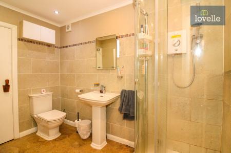 5 bedroom Detached house for sale in Welton Vale House, Welton le Wold, LN11