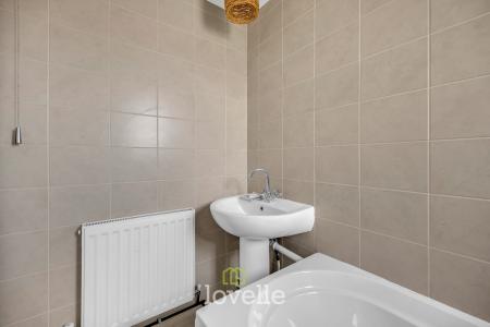1 bedroom Flat for sale in Frederick Street, Grimsby, DN31