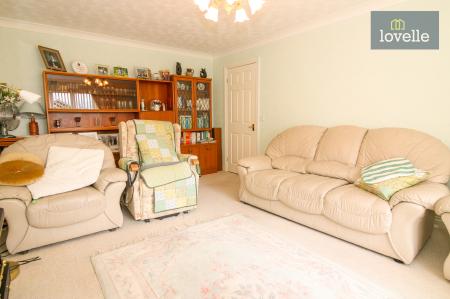 2 bedroom Detached bungalow for sale in Kestrel Drive, Louth, LN11