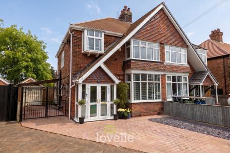 Roundway, Grimsby, DN34