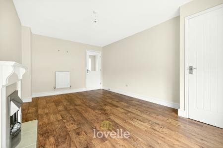 3 bedroom Semi-detached house for sale in Buckingham Grove, Grimsby, DN33