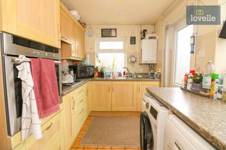 4 bedroom Detached house for sale in Tudor Drive, Louth, LN11