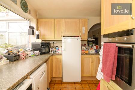 4 bedroom Detached house for sale in Tudor Drive, Louth, LN11