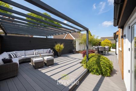 4 bedroom Detached house for sale in Chapel Lane, Barnoldby Le Beck, DN37