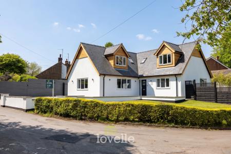 4 bedroom Detached house for sale in Chapel Lane, Barnoldby Le Beck, DN37