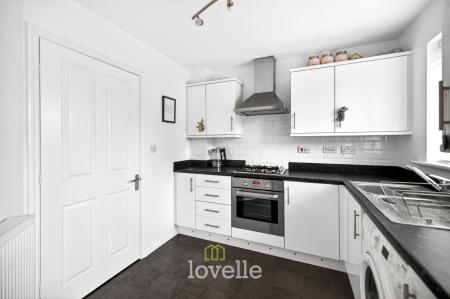2 bedroom Terraced House for sale in Robert Pearson Mews, Grimsby, DN32