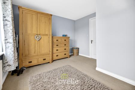 2 bedroom Terraced House for sale in Robert Pearson Mews, Grimsby, DN32