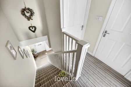 2 bedroom Terraced House for sale in Robert Pearson Mews, Grimsby, DN32