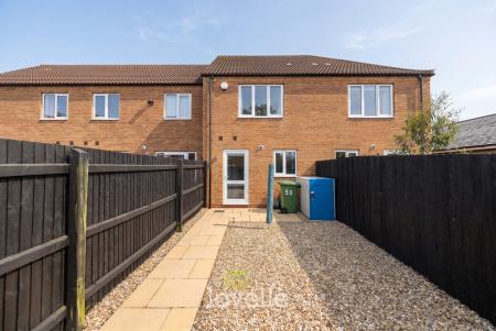 2 bedroom Terraced House for sale in Robert Pearson Mews, Grimsby, DN32