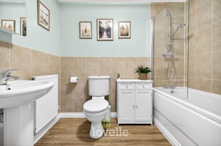 2 bedroom Terraced House for sale in Robert Pearson Mews, Grimsby, DN32
