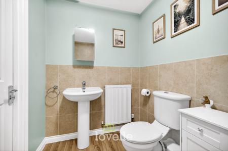 2 bedroom Terraced House for sale in Robert Pearson Mews, Grimsby, DN32