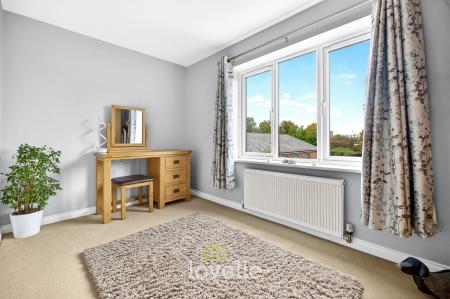 2 bedroom Terraced House for sale in Robert Pearson Mews, Grimsby, DN32