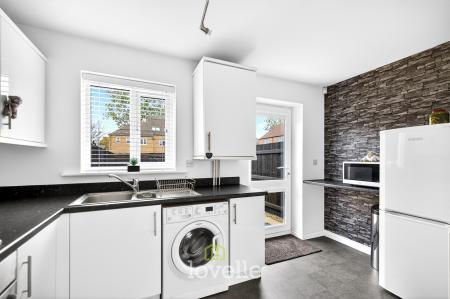 2 bedroom Terraced House for sale in Robert Pearson Mews, Grimsby, DN32