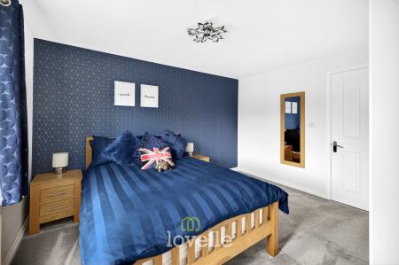 2 bedroom Terraced House for sale in Robert Pearson Mews, Grimsby, DN32