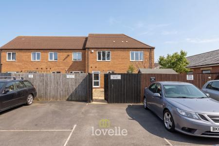 2 bedroom Terraced House for sale in Robert Pearson Mews, Grimsby, DN32