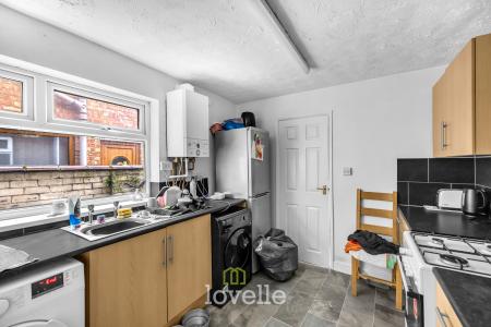 3 bedroom Terraced House for sale in Lord Street, Grimsby, DN31