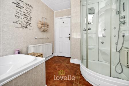 3 bedroom Detached house for sale in Pelham Avenue, Scartho, Grimsby, DN33
