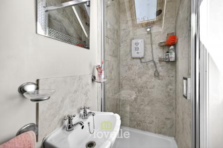 3 bedroom Detached house for sale in Pelham Avenue, Scartho, Grimsby, DN33