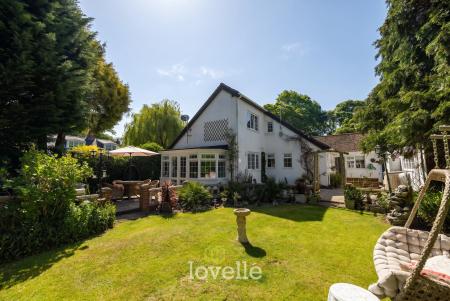 3 bedroom Detached house for sale in Pelham Avenue, Scartho, Grimsby, DN33