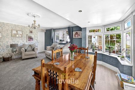 3 bedroom Detached house for sale in Pelham Avenue, Scartho, Grimsby, DN33