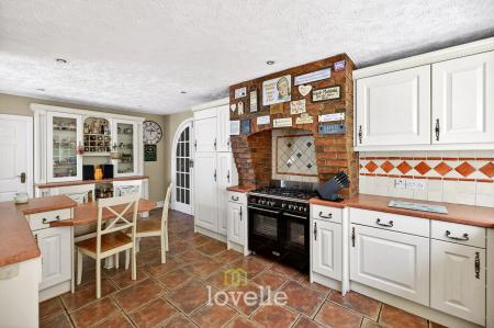 3 bedroom Detached house for sale in Pelham Avenue, Scartho, Grimsby, DN33