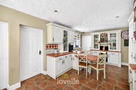 3 bedroom Detached house for sale in Pelham Avenue, Scartho, Grimsby, DN33