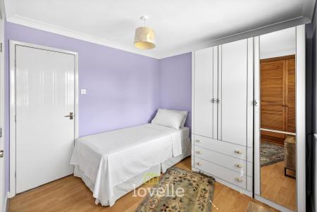 2 bedroom Semi-detached house for sale in Hampstead Park, Scartho Top, Grimsby, DN33