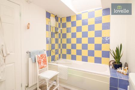 2 bedroom Terraced House for sale in Eastfield Road, Louth, LN11
