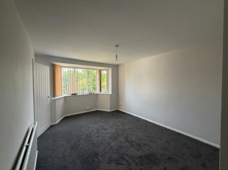 3 bedroom Terraced House to let in Springway Crescent, Grimsby, DN34