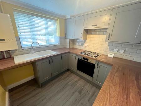 2 bedroom Terraced House to let in Rockingham Crescent, Laceby Acres, Grimsby, DN34