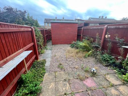 2 bedroom Terraced House to let in Rockingham Crescent, Laceby Acres, Grimsby, DN34