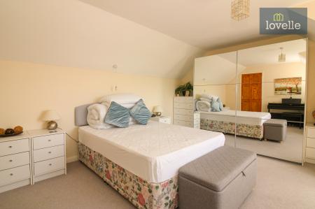 4 bedroom Detached house for sale in Bank End, North Somercotes, LN11