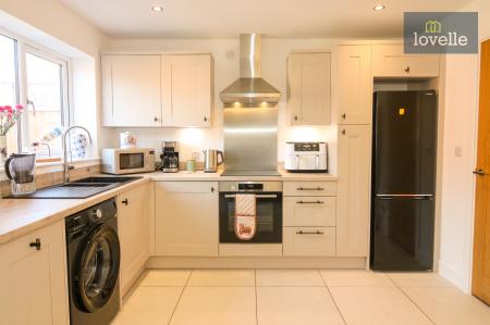 3 bedroom Semi-detached house for sale in Lavender Way, Louth, LN11