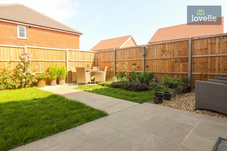 3 bedroom Semi-detached house for sale in Lavender Way, Louth, LN11