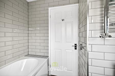 4 bedroom Detached house for sale in Wisteria Drive, Healing, DN41