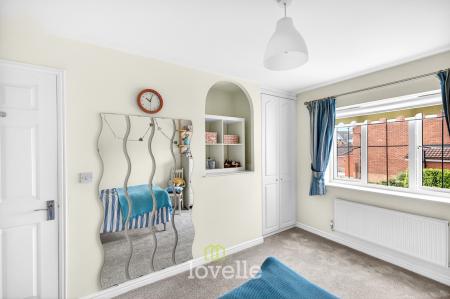 4 bedroom Detached house for sale in Wisteria Drive, Healing, DN41