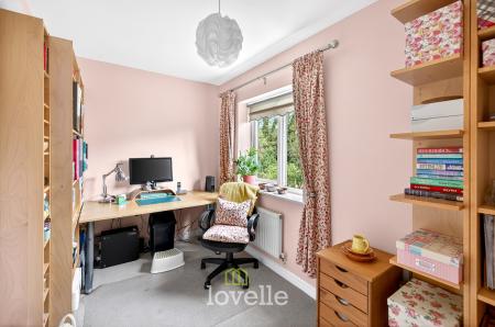 4 bedroom Detached house for sale in Wisteria Drive, Healing, DN41