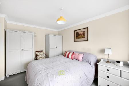 4 bedroom Detached house for sale in Wisteria Drive, Healing, DN41