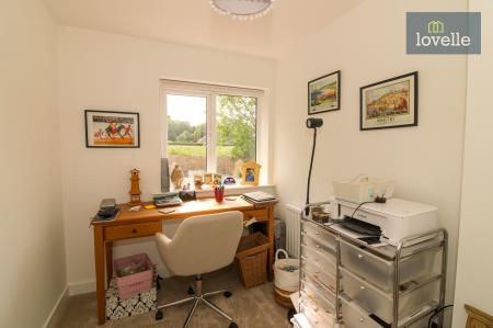 4 bedroom Detached house for sale in Barley Road, Louth, LN11