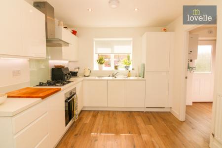 4 bedroom Detached house for sale in Barley Road, Louth, LN11